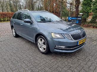 Voiture accidenté Skoda Octavia 1.6 TDI Navi Stoelverw. 2018/6