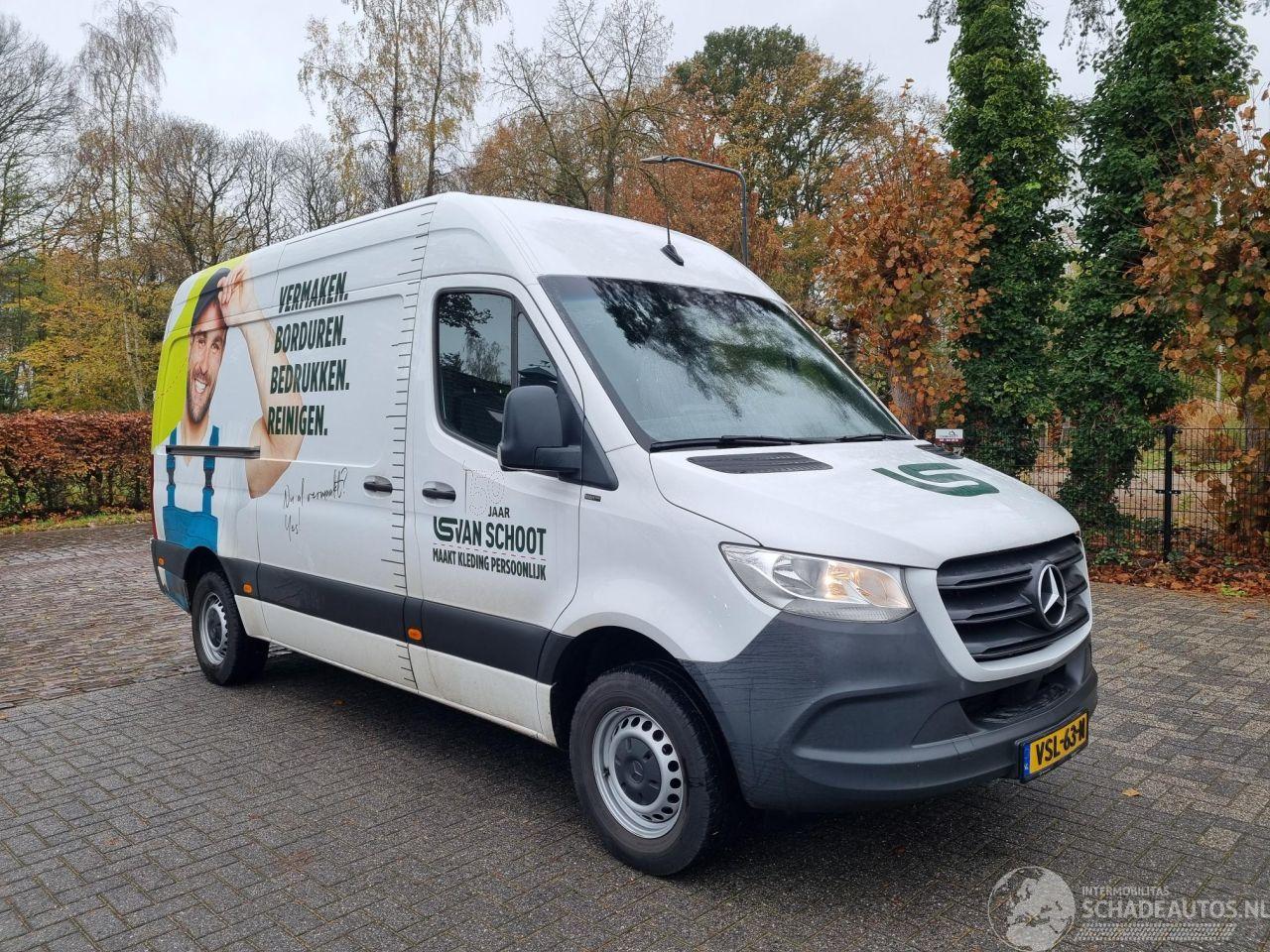 Mercedes Sprinter 311CDI Aut RWD L2 H2 Mbux Airco