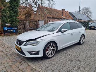 Schadeauto Seat Leon FR 1.4 TSI Aut 150pk 2015/6