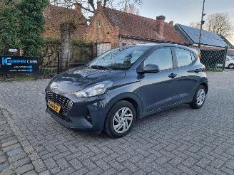 krockskadad bil auto Hyundai I-10 1.0i Comfort Airco 2023/4