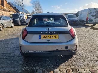 Mini Cooper E 40.7KW Navi Stoelver Led picture 4