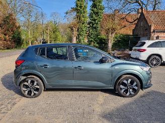 Dacia Sandero 1.0 TCE 90 Airco picture 2