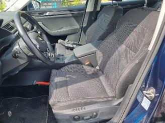 Skoda Superb 1.5 TSI Bussines picture 16