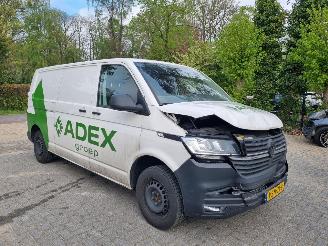uszkodzony samochody ciężarowe Volkswagen Transporter 2.0 TDI 81KW L2 Airco 2022/11