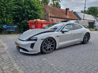 Auto incidentate Porsche Taycan Performance Pano Led Stoeverw. 2023/4