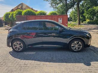 Peugeot e-208 50Kwh Airco Stoelverw. picture 6