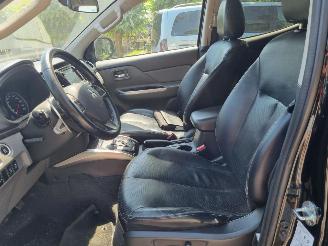 Mitsubishi L-200 2.4 DI-D Aut Double Cab picture 15