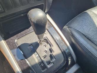 Mitsubishi L-200 2.4 DI-D Aut Double Cab picture 18