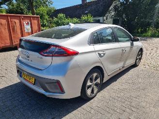 Hyundai Ioniq EV Premium Schuifdak Leder Stoelverw picture 5