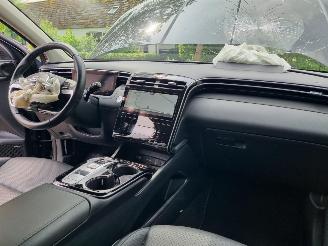 Hyundai Tucson 1.6 T-GDI Aut. MHEV Leder Stoeverw Navi Led picture 14