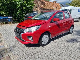 krockskadad bil auto Mitsubishi Space-star 1.2 Connect+ Airco 2025/2