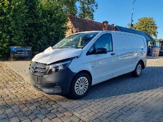 krockskadad bil auto Mercedes Vito PRO 116CDI Aut L3 Airco Navi Stoelverw 2024/4