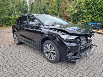 Schadeauto Audi Q4 Etron 45 quattro 82 KHW SHZ Navi Led 2024/12