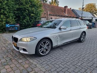 Unfallwagen BMW 5-serie 535d Aut. Mpak Pano Headup Led 2011/6