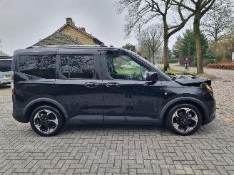 Ford Tourneo Courier Active 1.0 Ecoboost picture 6