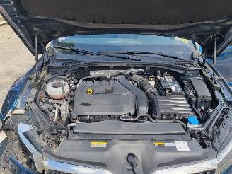 Skoda Superb 1.5 TSI Bussines Navi Stoelverw. picture 9