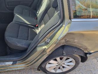 Skoda Octavia 1.6 TDI 77KW Pano Airco Navi picture 9