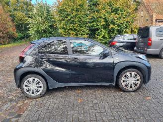 Toyota Aygo X 1.0 VVTI Airco Camera picture 2
