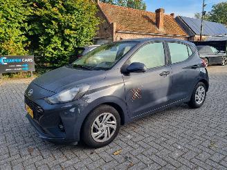 damaged passenger cars Hyundai I-10 1.0 Comfort Airco 2024/4