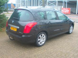 Peugeot 308 sw 7 persoons picture 4