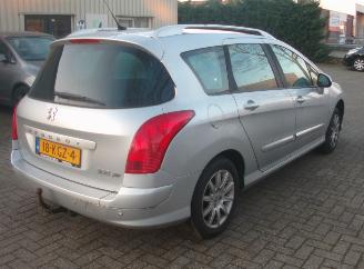 Peugeot 308  picture 3