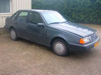 demontáž osobní automobily Volvo 440  1989/1