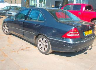 Mercedes C-klasse 200 cdi picture 4