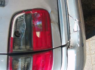 Mercedes E-klasse 240 classic picture 5