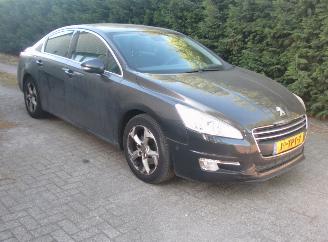 krockskadad bil auto Peugeot 508  2012/3