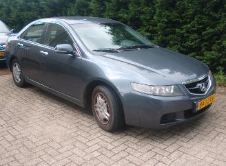 Schadeauto Honda Accord 2.0i comfort 2003/6