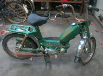 damaged bicycles Overige  mallagutti klassieke bromfiets 1977/1