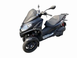 Schade motor Piaggio MP3 300 HSE 2019/12