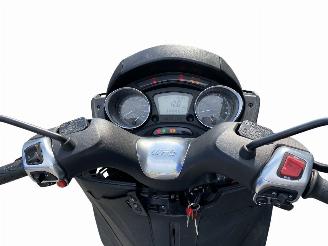 Piaggio MP3 300 HSE picture 7