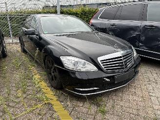 Coche accidentado Mercedes S-klasse S400 HYBRID/NAVI/CAMERA/LUCHTVERING/LED/MASSAGE/SIDE-ASSIST/VOL! 2010/11
