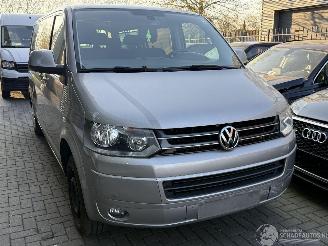 damaged passenger cars Volkswagen Caravelle 2.0 TDI AUTOMAAT / CLIMATE / PDC / 2015/5