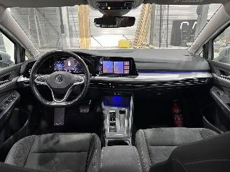 Volkswagen Golf TSI R-LINE DSG IQ LED / BLIND SPOT / CAMERA / STUURVERW VOL! picture 13