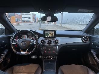Mercedes Cla-klasse AMG CLA180 / NAVI / LED / ALCANTARA / PDC / MFS picture 13
