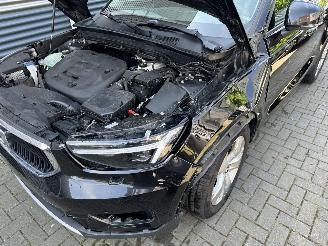 Volvo XC40 1.5 T3 R-Design NAVI/LED/CAMERA/FULL ASSIST/LEDER/VOL OPTIES! picture 8