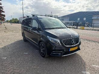 Voiture accidenté Mercedes V-klasse V250 4 MATIC FULL OPTIONS ORG NL AUTO AMG PAKKET 2017/3