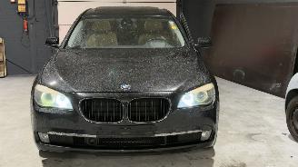 skadebil auto BMW 7-serie 730d/PANO/MEMORY/HEAD-UP/VENTILATIE/4xSTOELVERW./XENON-LED/FULL-ASSIST/TREKHAAK/VOL! 2010/9