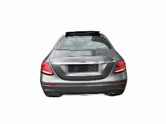 Mercedes E-klasse 200 AMG PANO/LED/19INCH picture 7