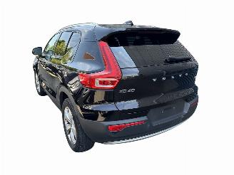 Volvo XC40 1.5 T3 R-Design NAVI/LED/CAMERA/FULL ASSIST/LEDER/VOL OPTIES! picture 4
