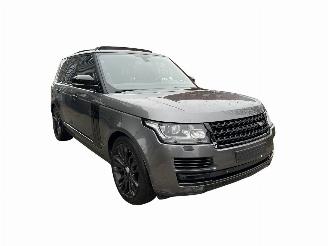 Unfallwagen Land Rover Range Rover 3.0 TDV6 AUTOBIOGRAPHY / PANORAMA / MERIDIAN / VOL! 2015/9