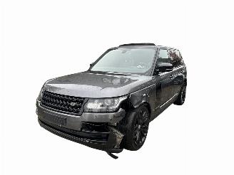 Schadeauto Land Rover Range Rover 3.0 TDV6 AUTOBIOGRAPHY / PANORAMA / MERIDIAN / VOL! 2015/9