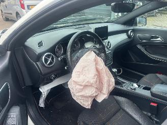 Mercedes Cla-klasse W117 picture 8