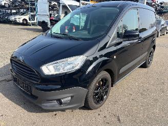rottamate veicoli commerciali Ford Transit Courier Van  2017/1