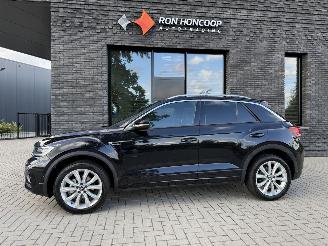 krockskadad bil auto Volkswagen T-Roc 1.5 TSI 150PK DSG7 R-Line 2025/5