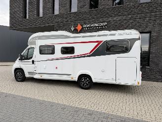 LMC  H730 G Tourer Lift / Airco / Lengte Bedden picture 16