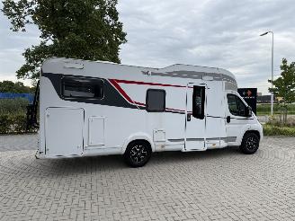 LMC  H730 G Tourer Lift / Airco / Lengte Bedden picture 9