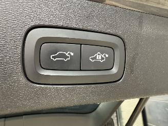 Volvo V-60 2.0 T6 AWD Recharge 253PK Aut. Ultimate Bright VOL! picture 32